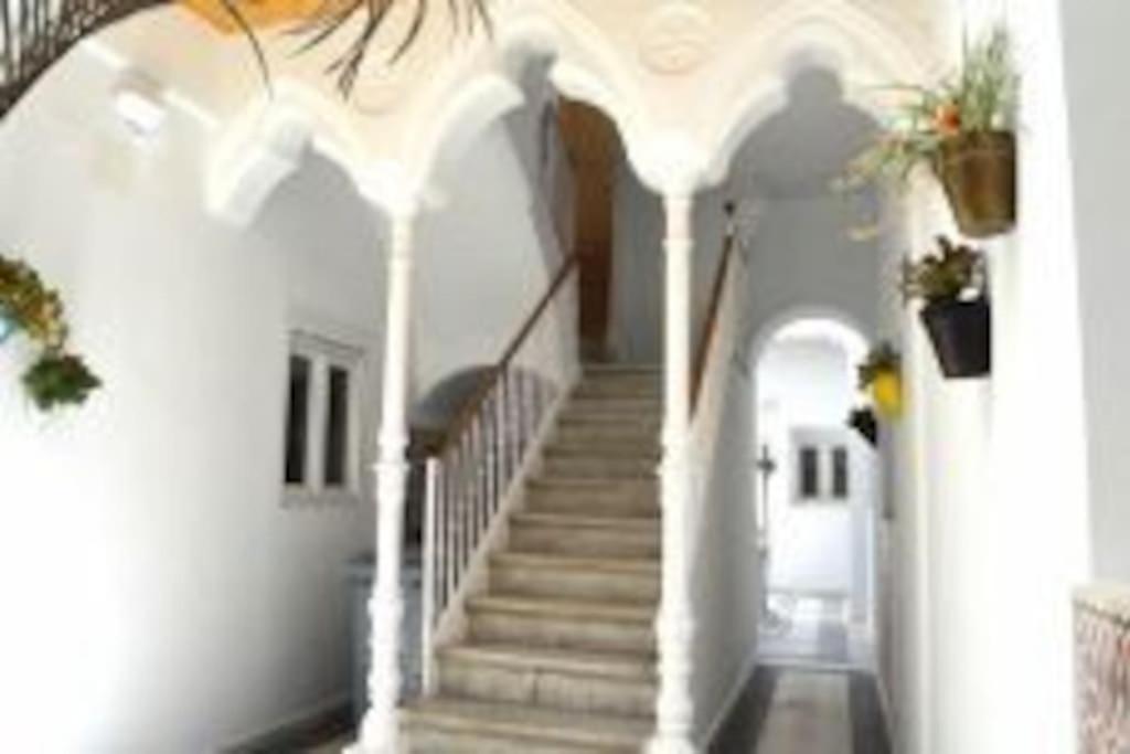 Apartamento Veedor 19 Dias Y Muchas Noches กาดิซ ภายนอก รูปภาพ
