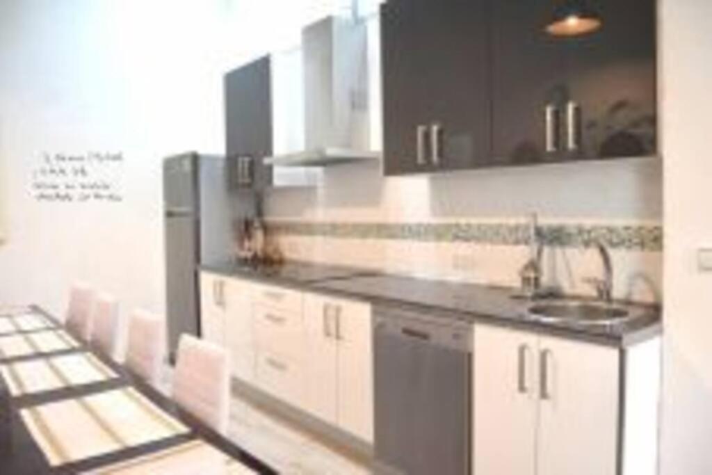 Apartamento Veedor 19 Dias Y Muchas Noches กาดิซ ภายนอก รูปภาพ